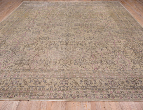 Antique Sivas Area Rug (12' x 14')